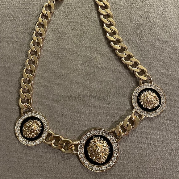 18k Vermeil Luxe Lion Necklace with Versace Vibes - Picture 2 of 5